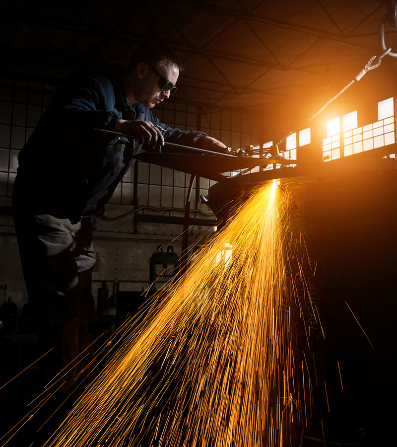 welder-working